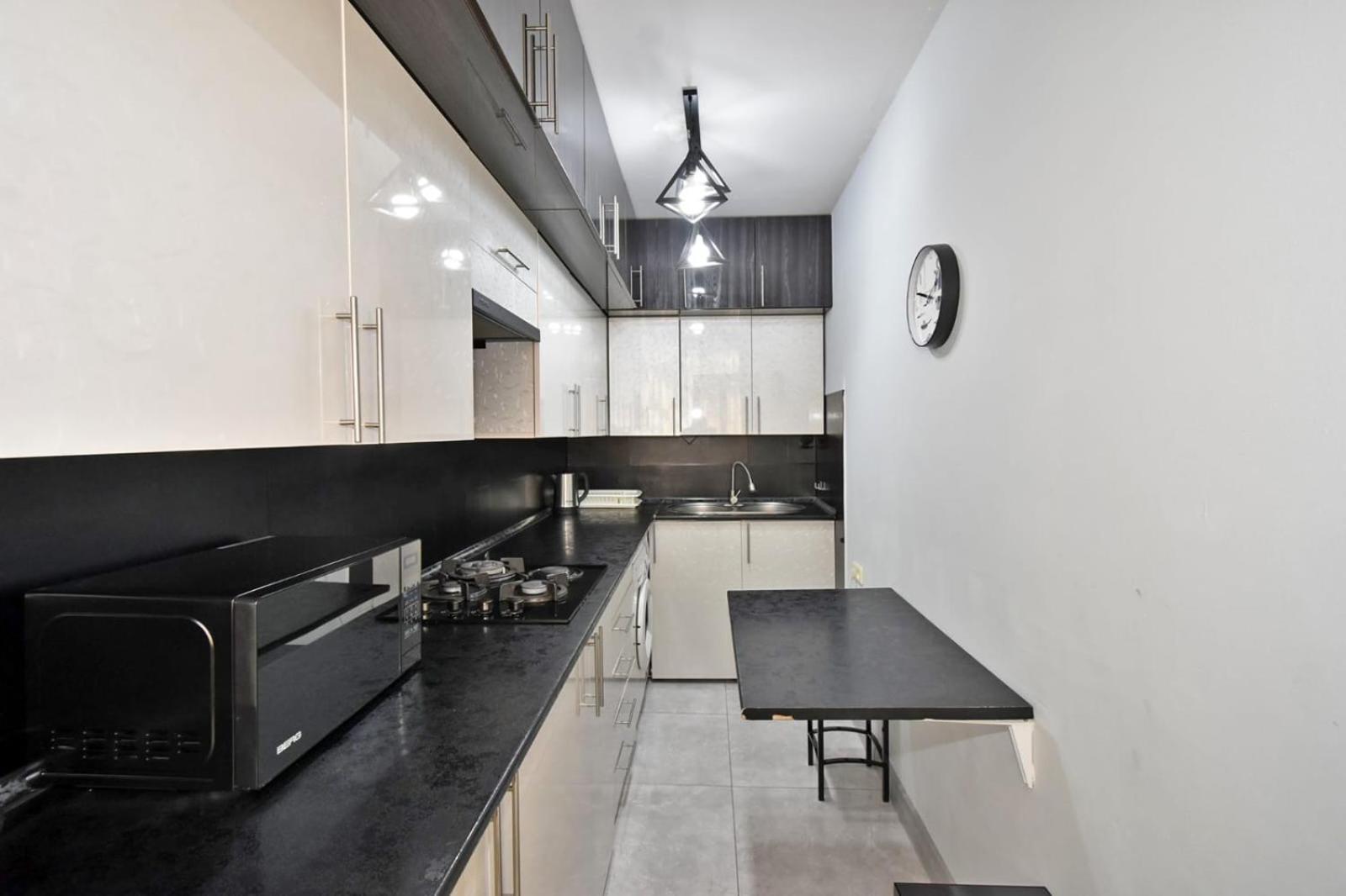 Luxury Spacious Apartment On Saryan Street.Centre Єреван Екстер'єр фото