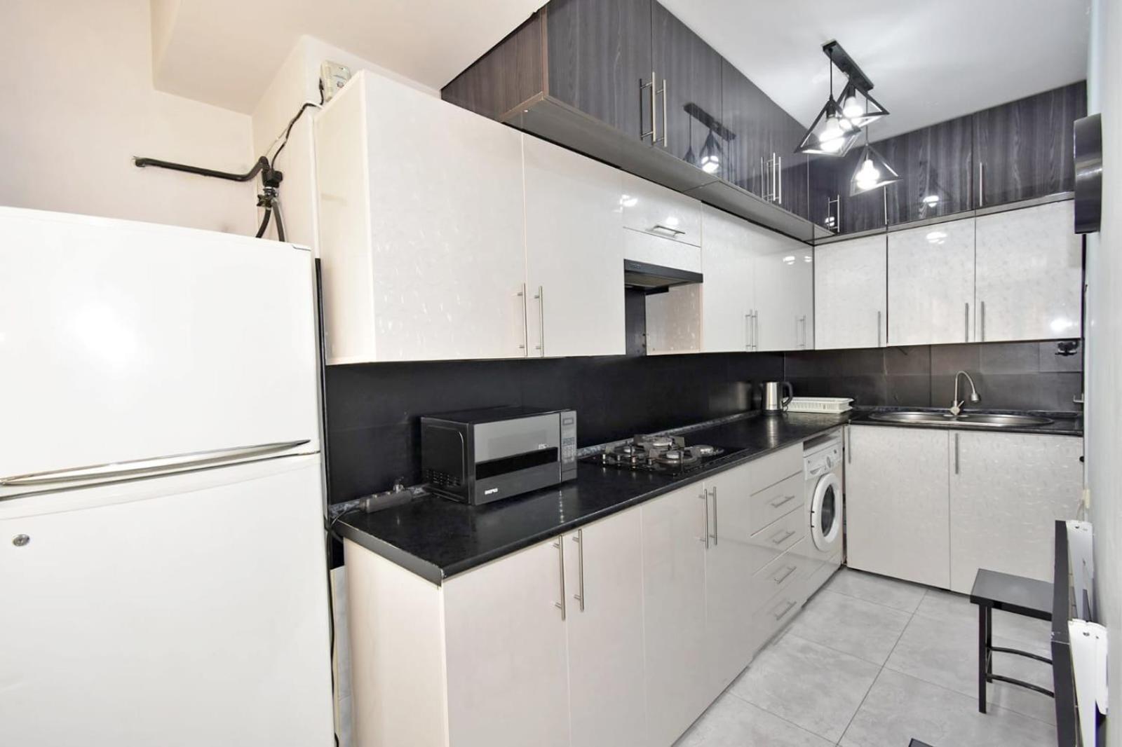 Luxury Spacious Apartment On Saryan Street.Centre Єреван Екстер'єр фото
